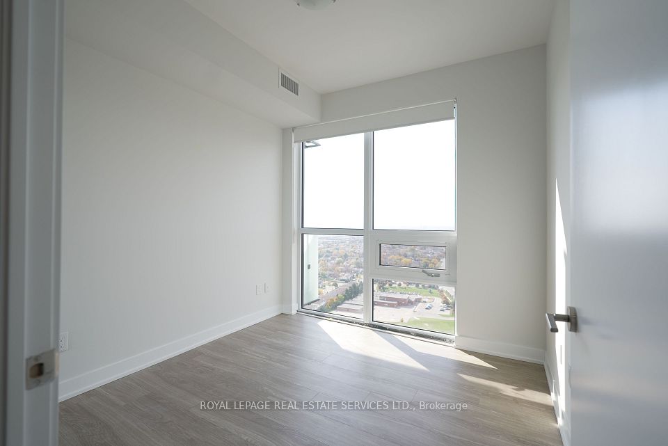 4130 Parkside Village Drive 3401, Mississauga, ON L5B 0L7 7