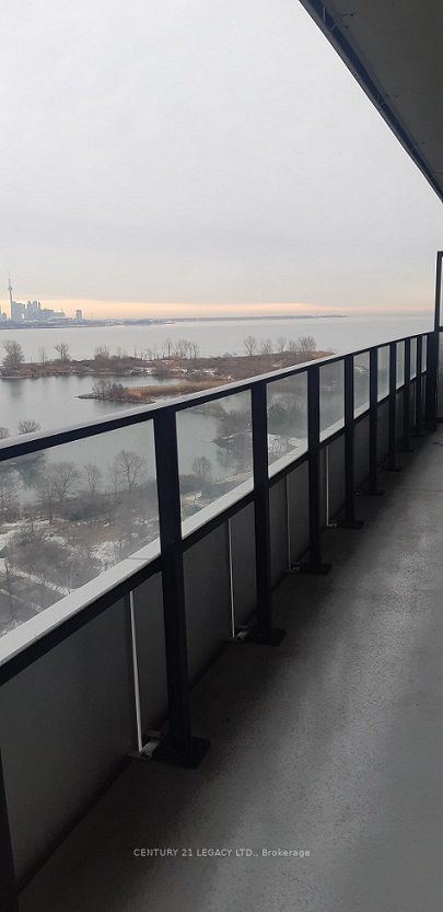 20 Shore Breeze Drive S 1106, Toronto, ON M8V 0C7 25