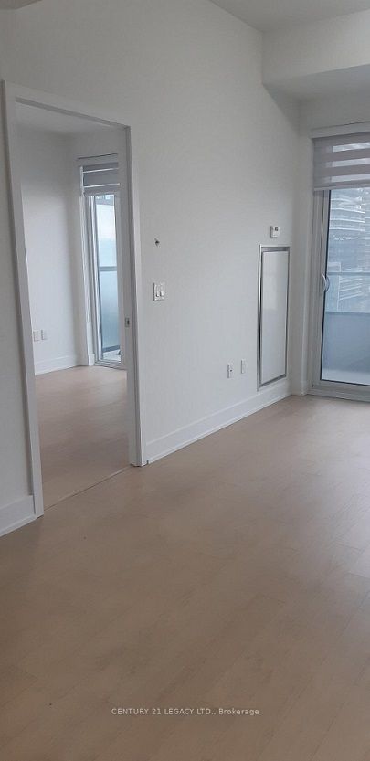 20 Shore Breeze Drive S 1106, Toronto, ON M8V 0C7 14