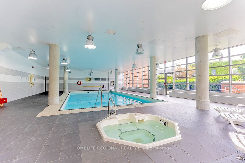 38 Joe Shuster Way 1520, Toronto, ON M6K 0A5 17