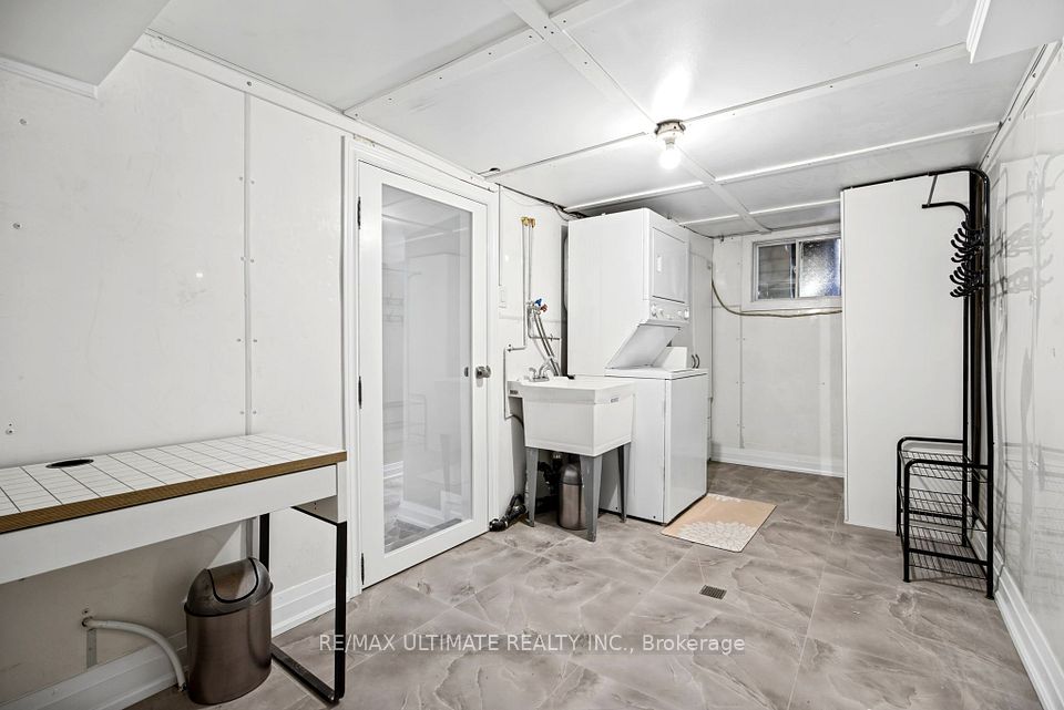 38 Waterbury Drive Bsmt, Toronto, ON M9R 3X6 15