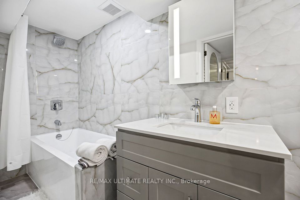 38 Waterbury Drive Bsmt, Toronto, ON M9R 3X6 13