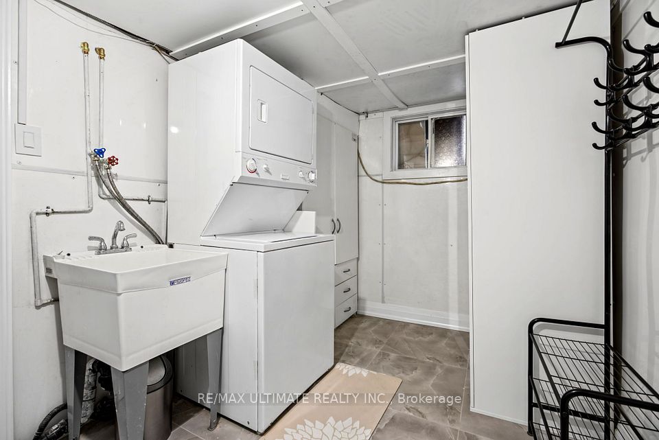 38 Waterbury Drive Bsmt, Toronto, ON M9R 3X6 16