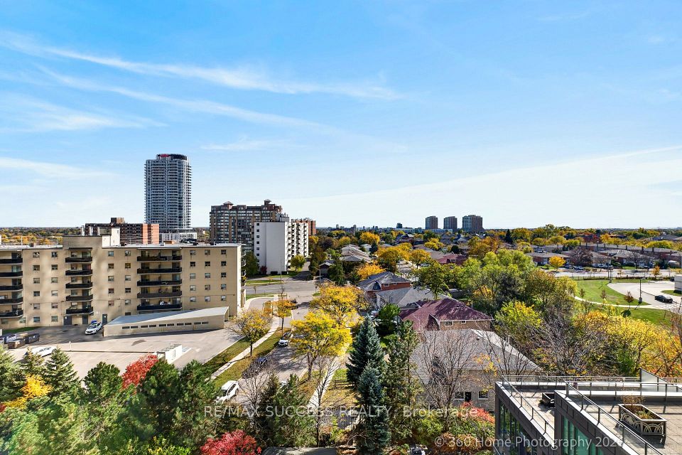 3525 Kariya Drive 812, Mississauga, ON L5B 0C2 14