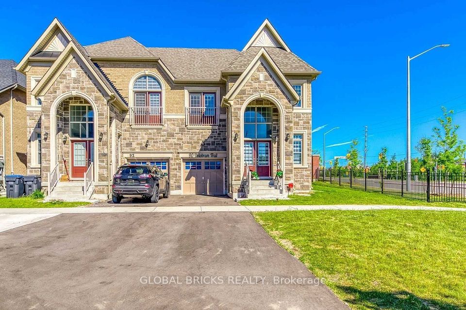 Semi-Detached  at 90 Dolobram Trail Upper, Brampton, ON L7A 4Y4