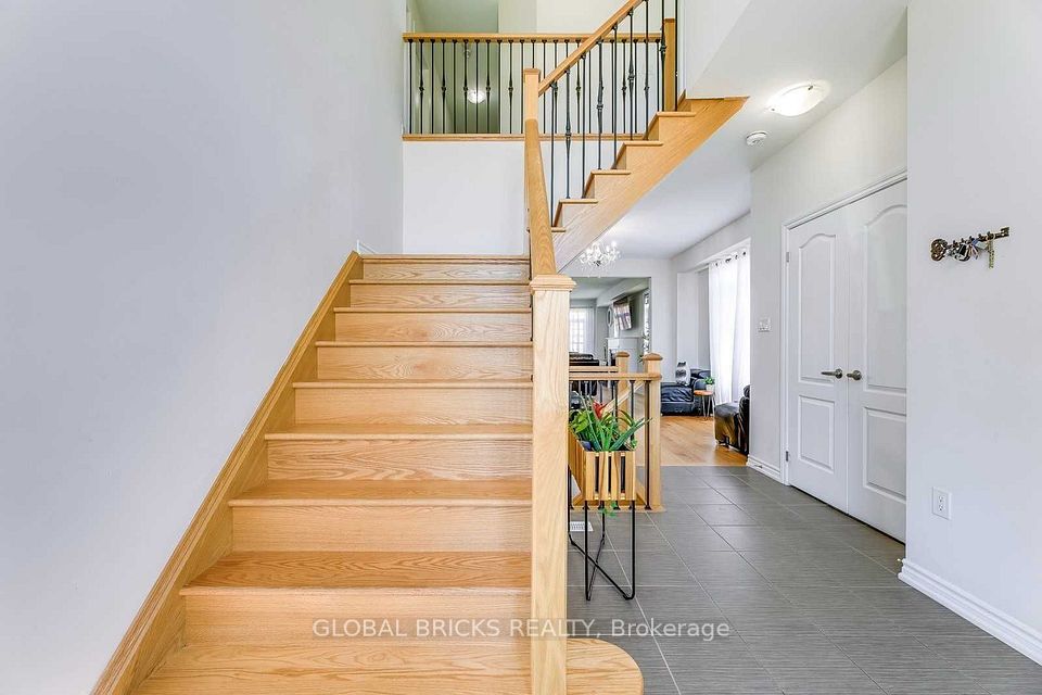 90 Dolobram Trail Upper, Brampton, ON L7A 4Y4 4
