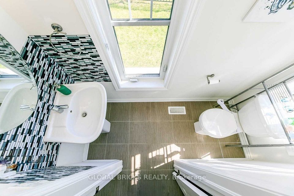 90 Dolobram Trail Upper, Brampton, ON L7A 4Y4 12