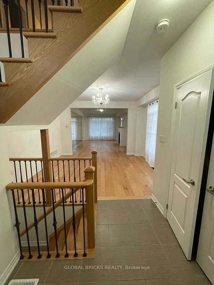90 Dolobram Trail Upper, Brampton, ON L7A 4Y4 5
