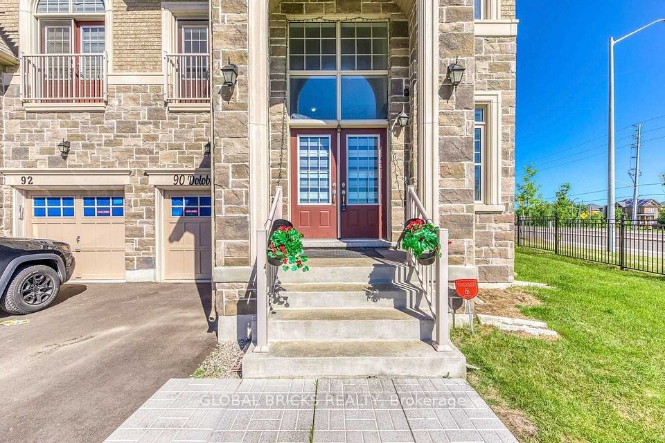 90 Dolobram Trail Upper, Brampton, ON L7A 4Y4 2
