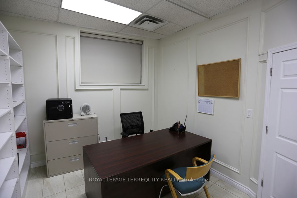 1888 Wilson Avenue Ground Floor A, Toronto, ON M9M 1A7 10