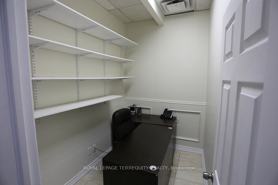 1888 Wilson Avenue Ground Floor A, Toronto, ON M9M 1A7 13