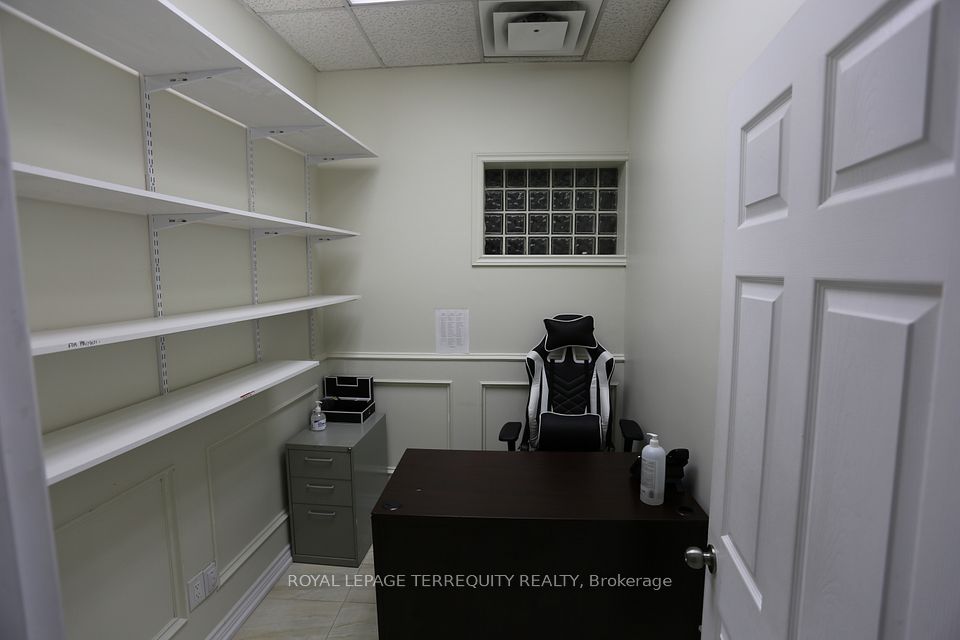 1888 Wilson Avenue Ground Floor A, Toronto, ON M9M 1A7 14