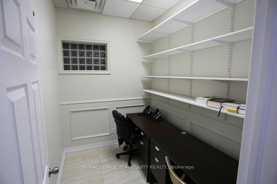 1888 Wilson Avenue Ground Floor A, Toronto, ON M9M 1A7 12