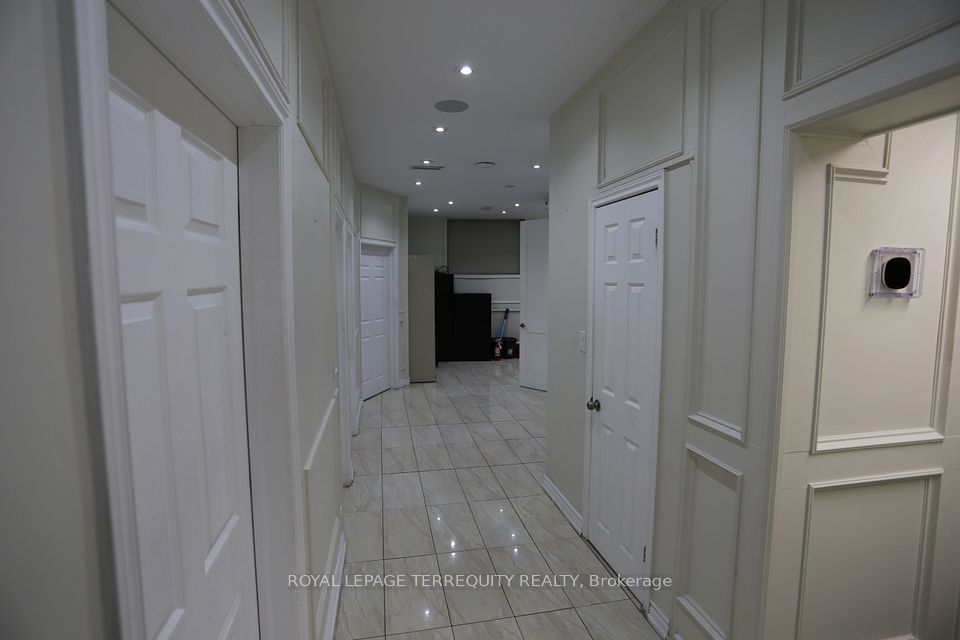 1888 Wilson Avenue Ground Floor A, Toronto, ON M9M 1A7 20