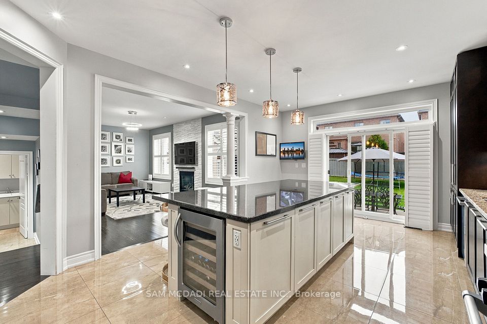 24 Perfection Court, Brampton, ON L6X 0Z2 13