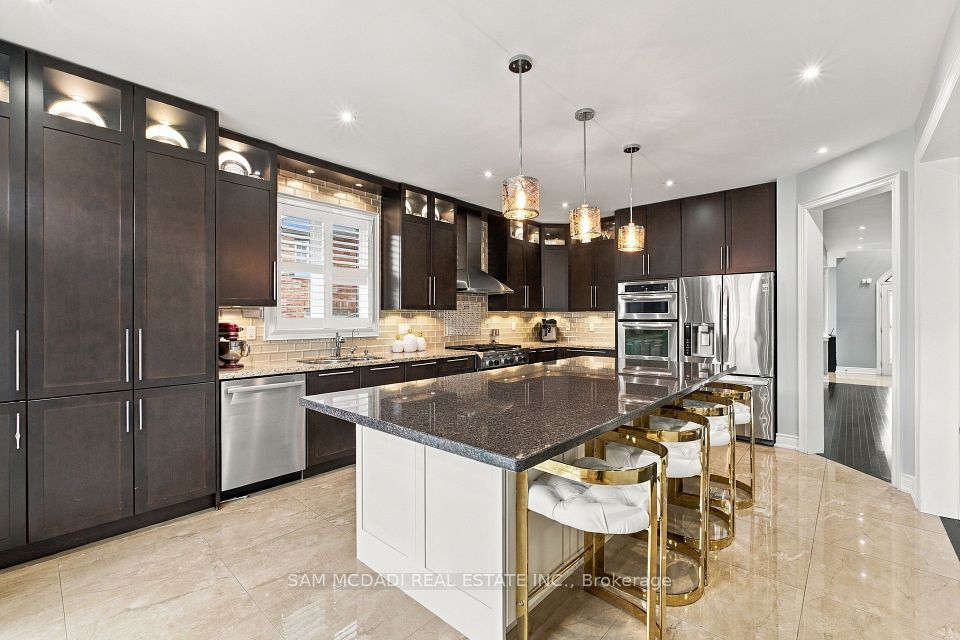 24 Perfection Court, Brampton, ON L6X 0Z2 11