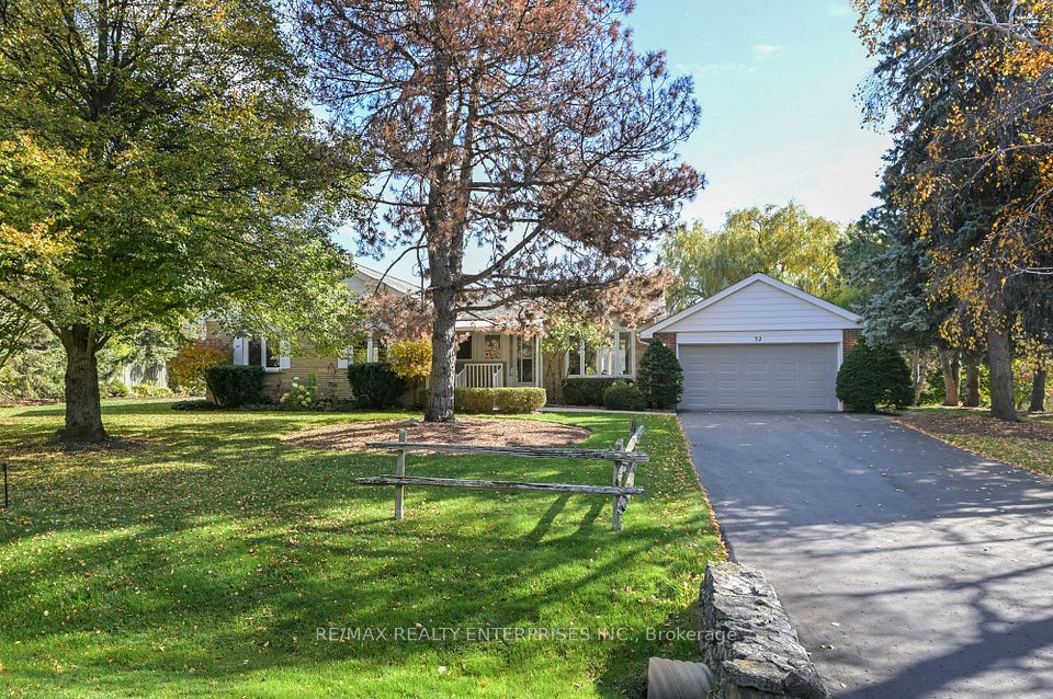 32 Autumn Drive, Caledon, ON L7K 0T8 2
