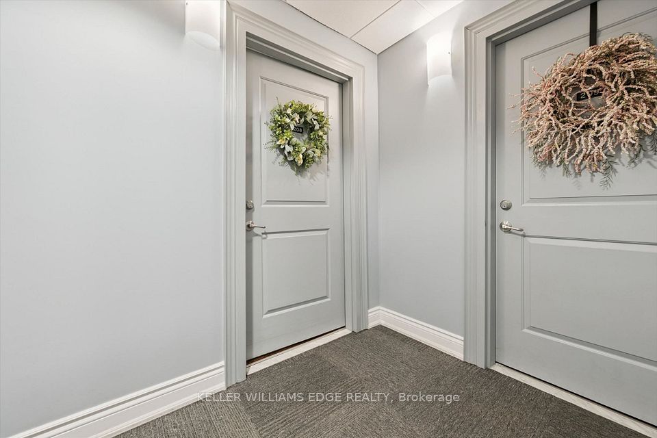 34 Plains Road E 208, Burlington, ON L7T 0B9 6