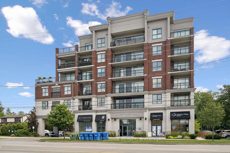 34 Plains Road E 208, Burlington, ON L7T 0B9 2