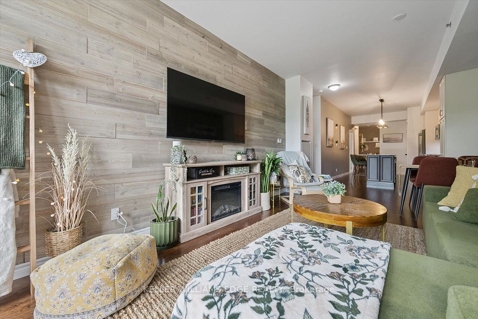 34 Plains Road E 208, Burlington, ON L7T 0B9 17