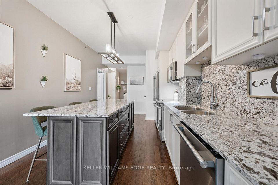 34 Plains Road E 208, Burlington, ON L7T 0B9 12