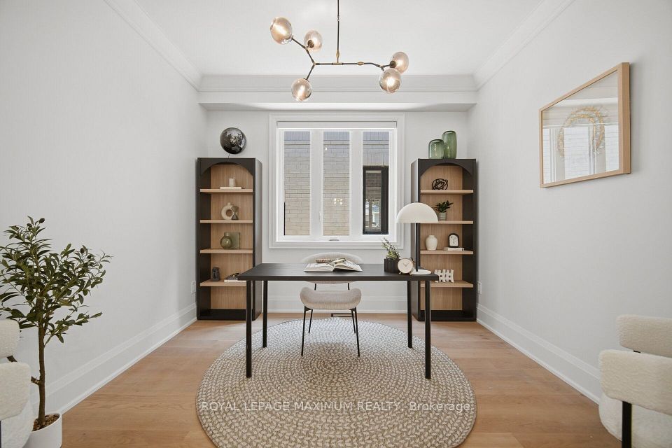 11 Park Boulevard, Toronto, ON M8W 1G3 18