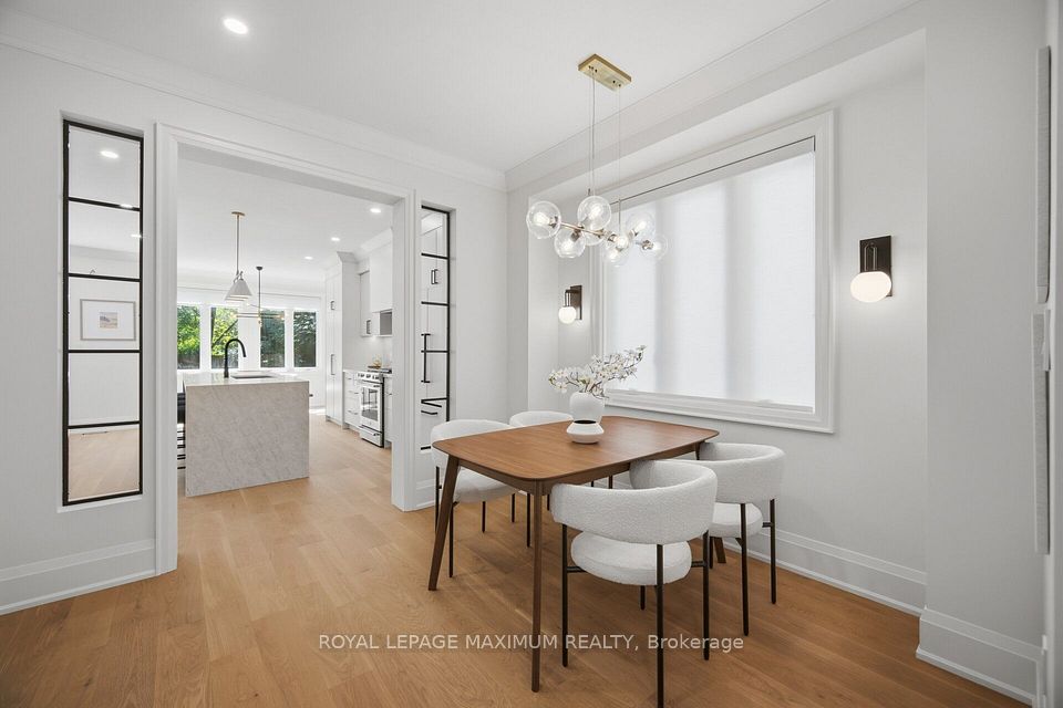 11 Park Boulevard, Toronto, ON M8W 1G3 7