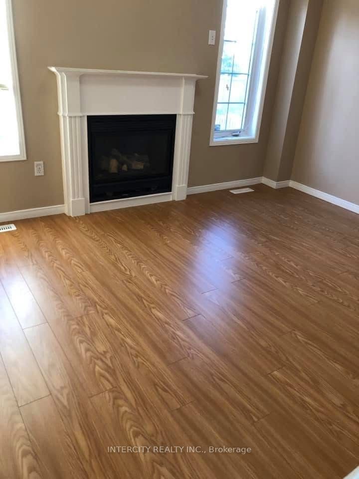 4 Pennyroyal Crescent, Brampton, ON L6S 6J8 6
