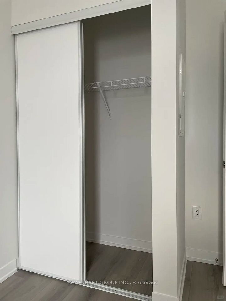 3401 Ridgeway Drive E 317, Mississauga, ON L5L 0B9 6