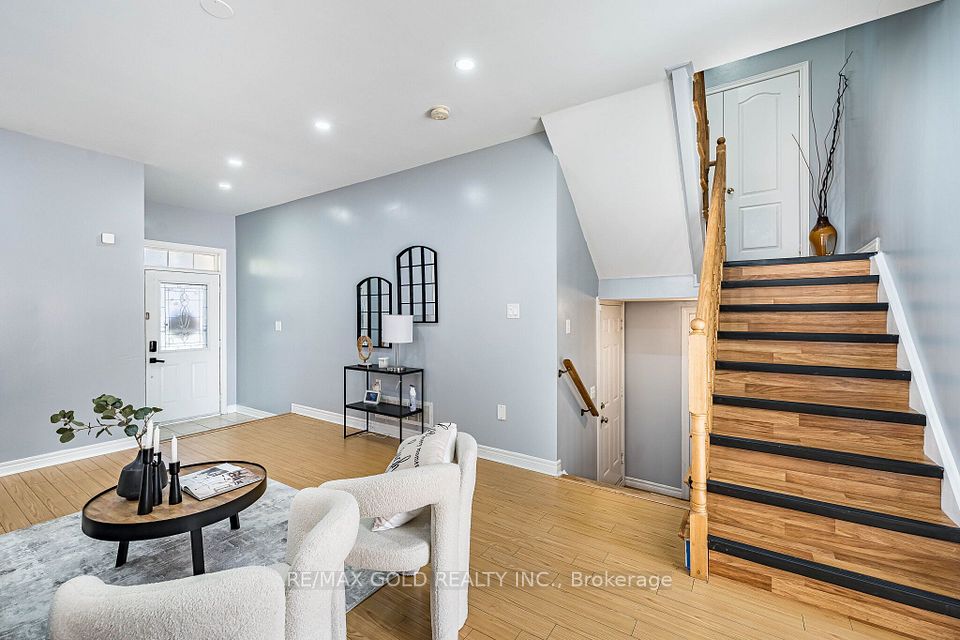 20 Amaranth Crescent, Brampton, ON L7A 0L7 7