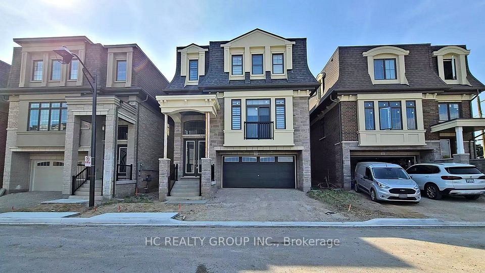 Detached at 2123 Royal Gala Circle Backyard Apt, Mississauga, ON L4Y 0H2