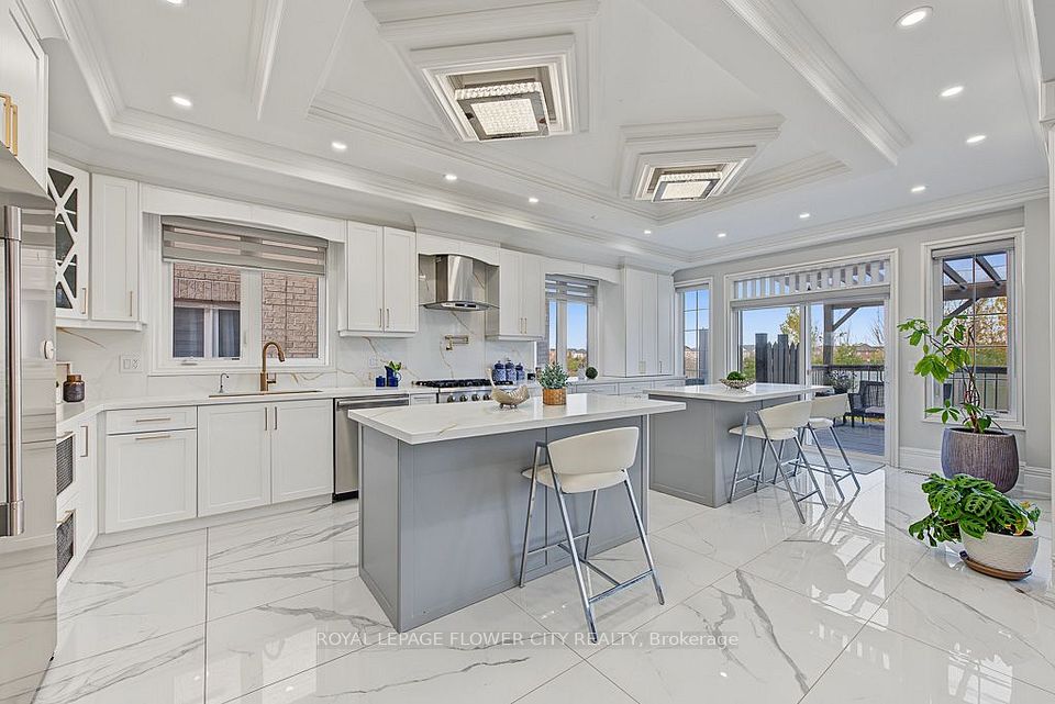 59 Pellegrino Road, Brampton, ON L7A 4V7 14