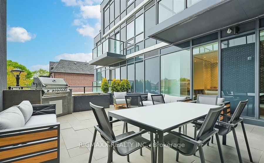556 Marlee Avenue W 521, Toronto, ON M6B 0B1 20