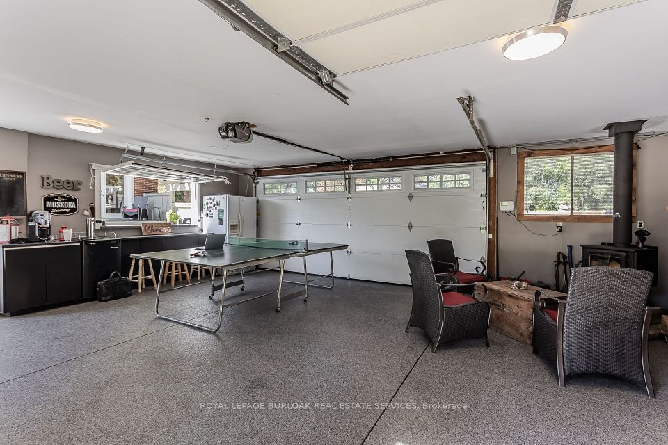 911 Lasalle Park Road, Burlington, ON L7T 1M6 8
