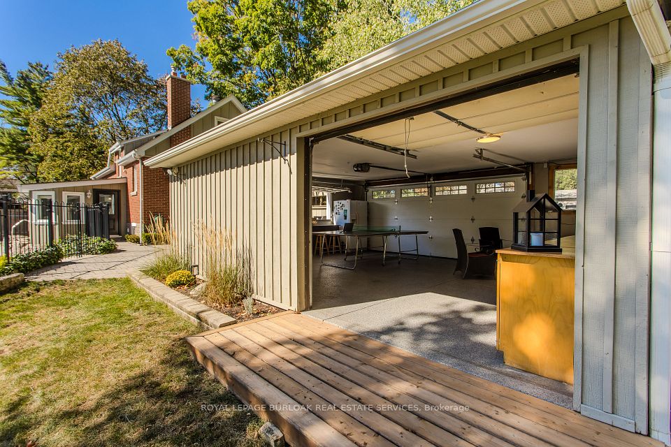 911 Lasalle Park Road, Burlington, ON L7T 1M6 7