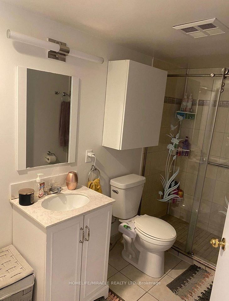 41 Markbrook Lane 216, Toronto, ON M9V 5E6 12