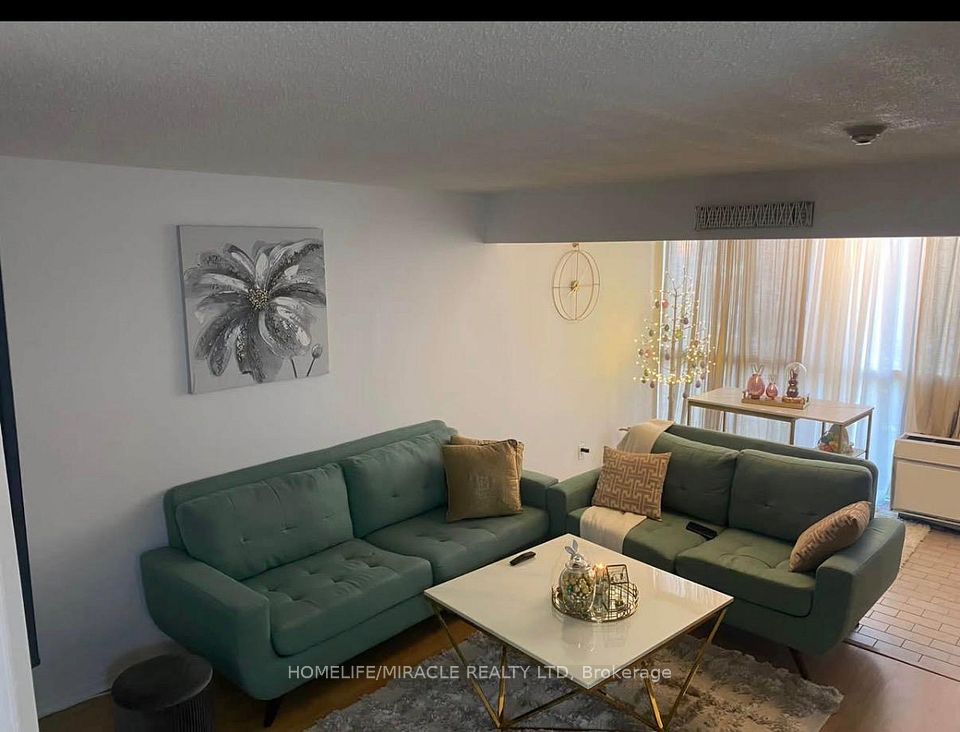 41 Markbrook Lane 216, Toronto, ON M9V 5E6 3