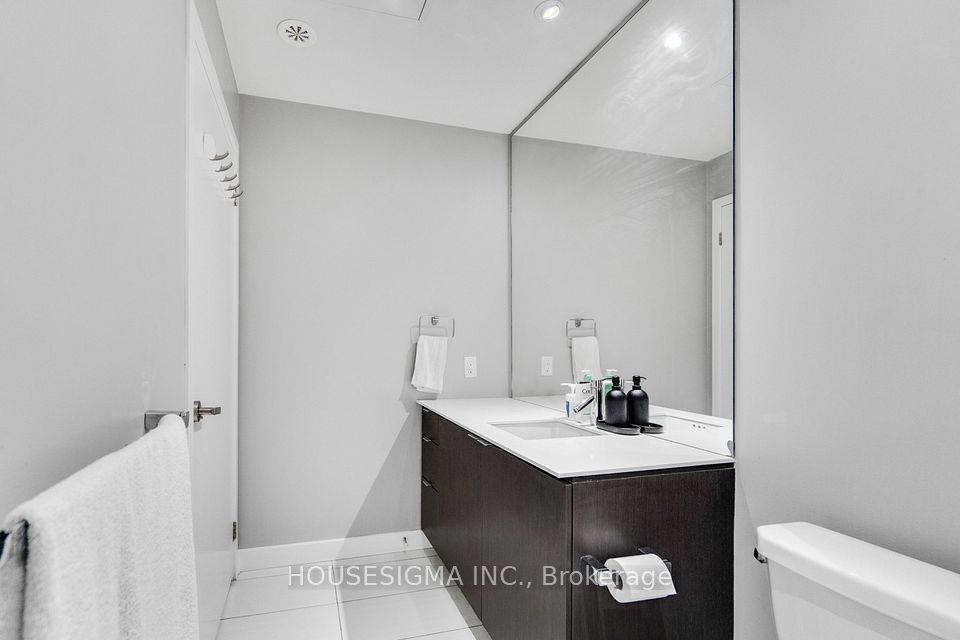 5005 Harvard Road 401, Mississauga, ON L5M 0W5 23