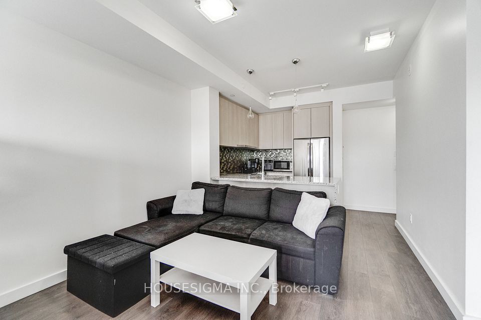 5005 Harvard Road 401, Mississauga, ON L5M 0W5 9