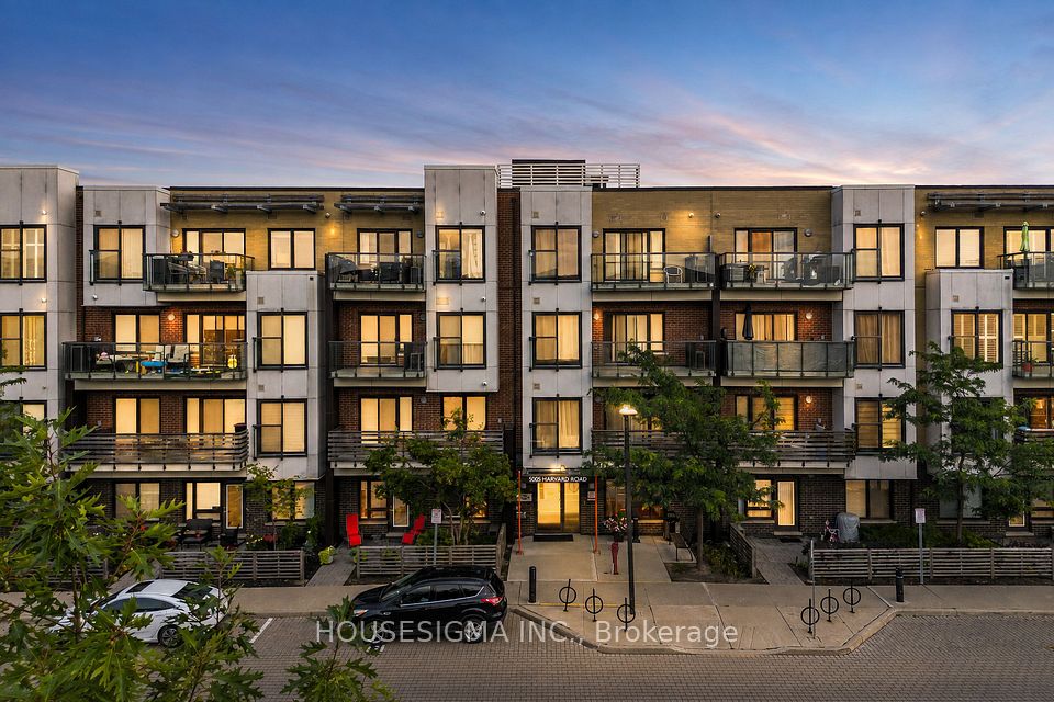 5005 Harvard Road 401, Mississauga, ON L5M 0W5 3