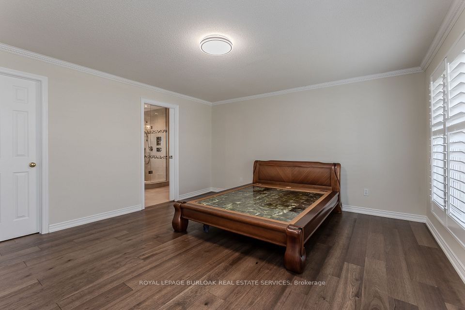1327 Hazelton Boulevard, Burlington, ON L7P 4V1 18