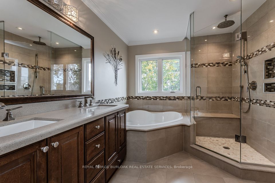 1327 Hazelton Boulevard, Burlington, ON L7P 4V1 20