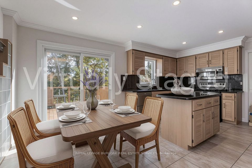 1327 Hazelton Boulevard, Burlington, ON L7P 4V1 14