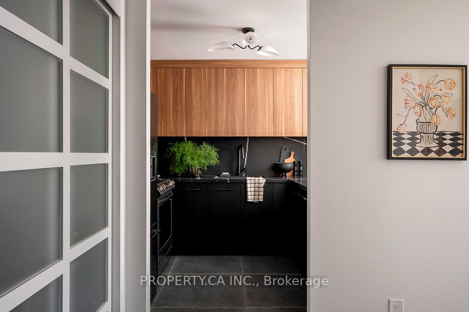 2269 Lake Shore Boulevard W 1701, Toronto, ON M8V 3X6 10