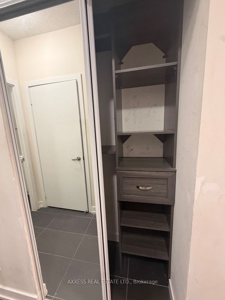 4070 Confederation Parkway 211, Mississauga, ON L5B 0E9 13