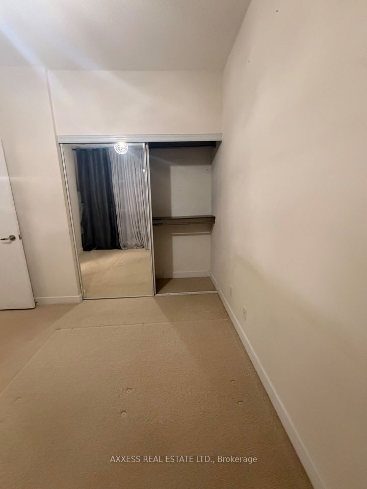 4070 Confederation Parkway 211, Mississauga, ON L5B 0E9 11