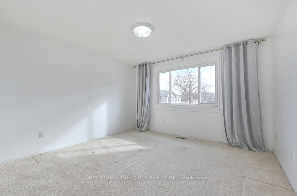 976 Raintree Lane, Mississauga, ON L5H 3Y6 20