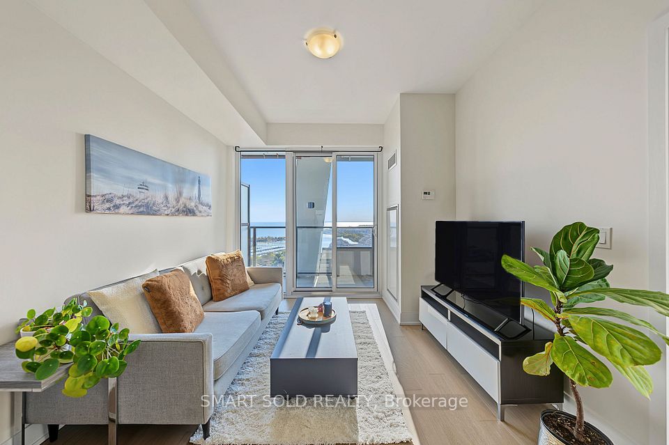30 Shore Breeze Drive 2419, Toronto, ON M8V 1A1 7