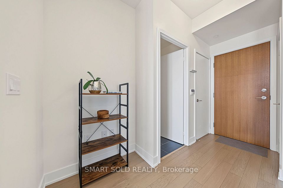 30 Shore Breeze Drive 2419, Toronto, ON M8V 1A1 17