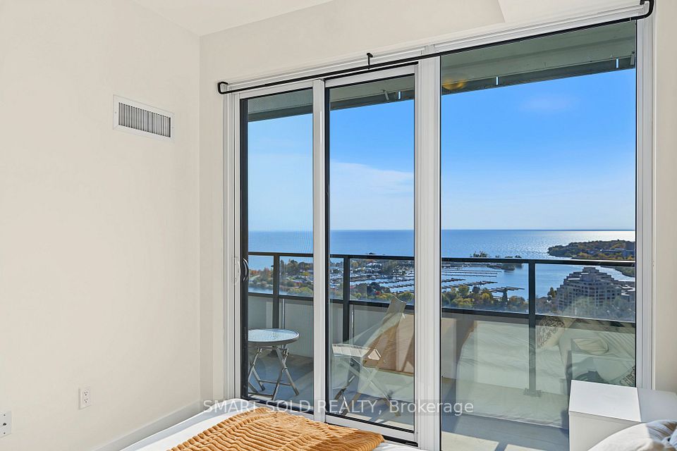 30 Shore Breeze Drive 2419, Toronto, ON M8V 1A1 24